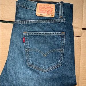 Men Levi jean size 32x34 style 550